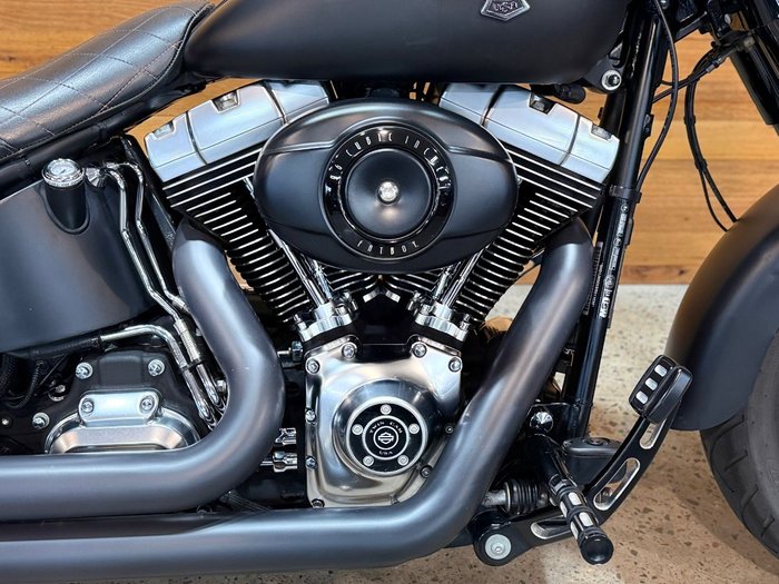 2010 Harley-davidson FLSTF FAT BOY Black