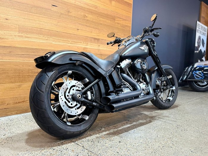 2010 Harley-davidson FLSTF FAT BOY Black