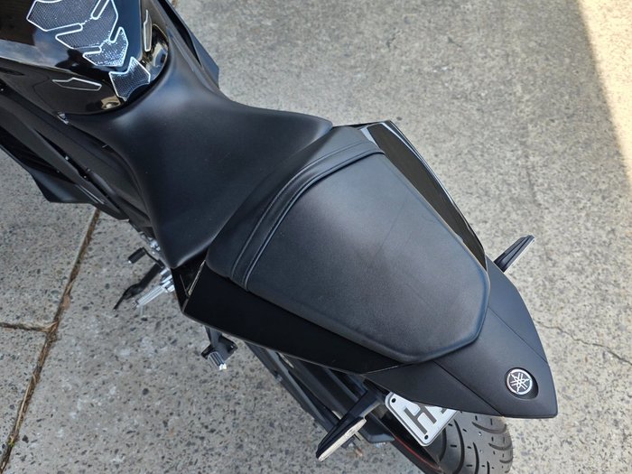 2022 Yamaha YZF-R3 BLACK