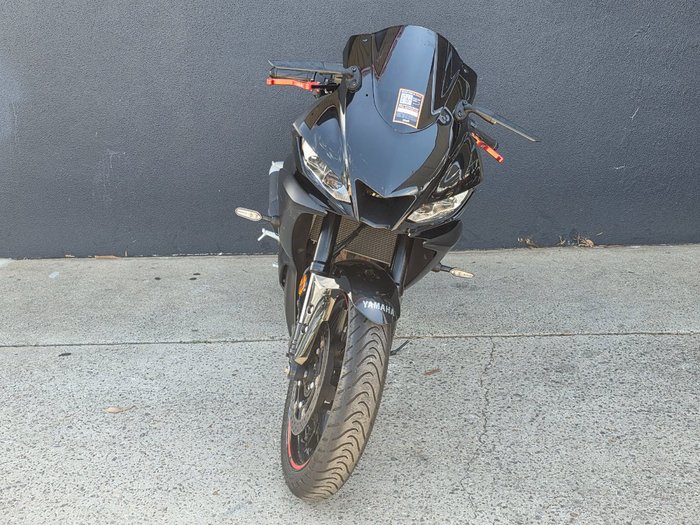 2022 Yamaha YZF-R3 BLACK