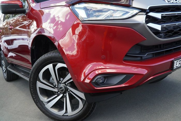 2021 Isuzu MU-X LS-T
