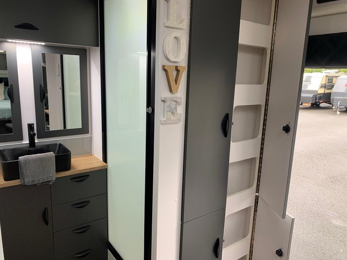 2022 Crusader Excalibur Serenity