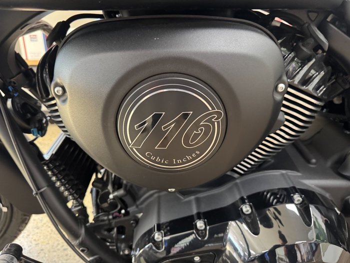 2023 Indian CHIEFTAIN DARK HORSE BLACK