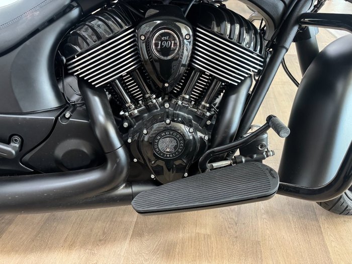 2023 Indian CHIEFTAIN DARK HORSE BLACK