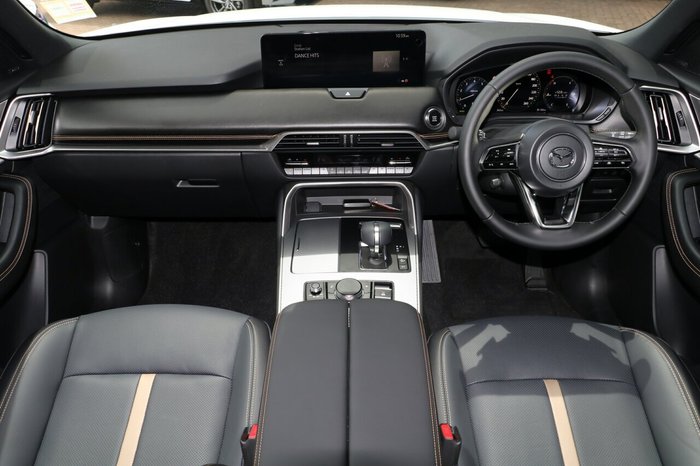 2025 Mazda CX-70 G50e Azami