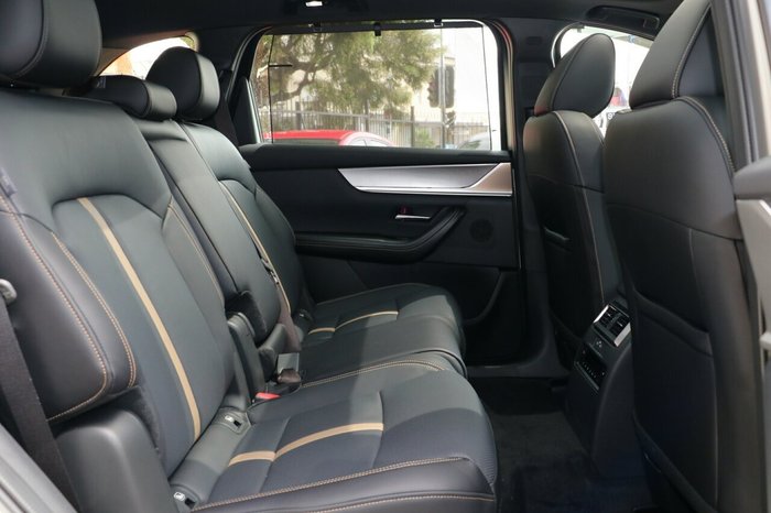 2025 Mazda CX-70 G50e Azami