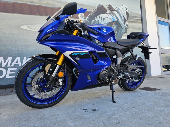 2025 Yamaha YZF-R7LA Blue