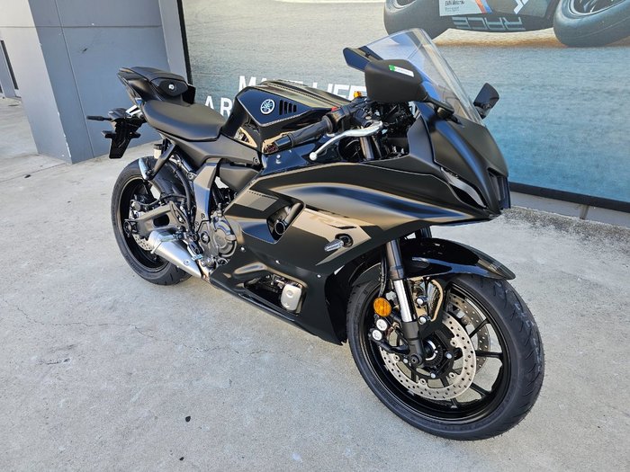 2025 Yamaha YZF-R7LA GREY