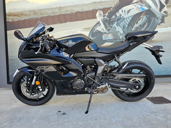 2025 Yamaha YZF-R7LA GREY