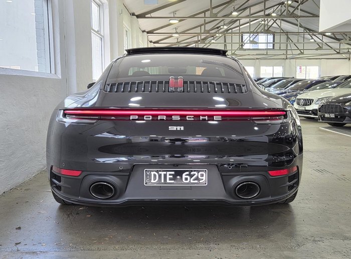 2020 Porsche 911 Carrera