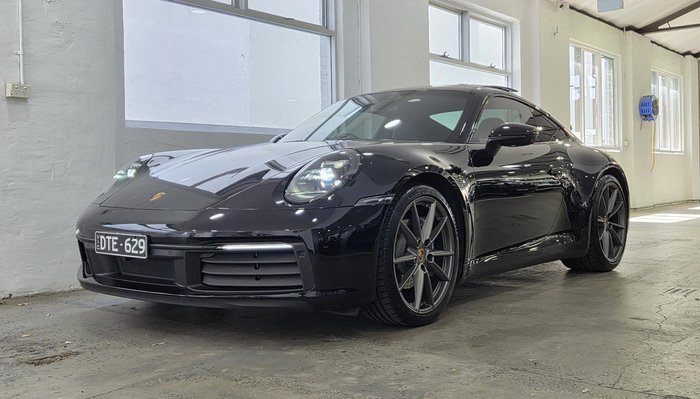 2020 Porsche 911 Carrera