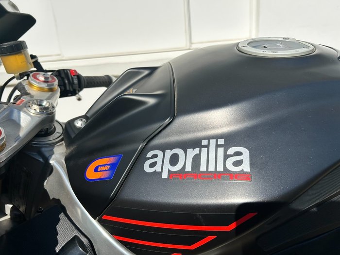 2016 Aprilia RSV4 RR Black
