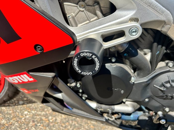 2016 Aprilia RSV4 RR Black