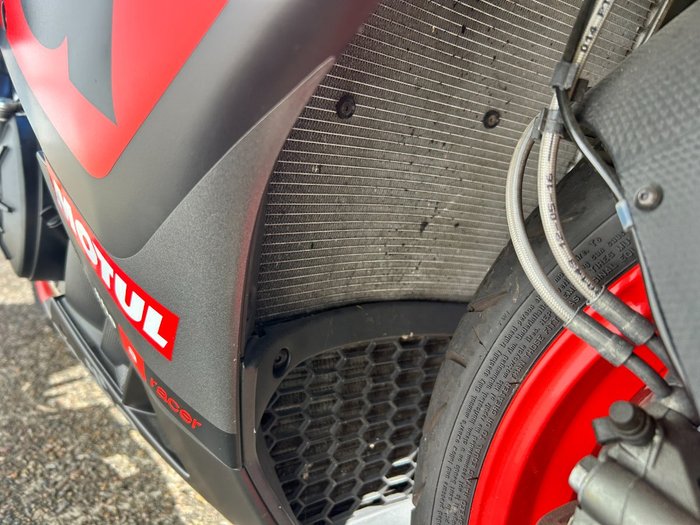 2016 Aprilia RSV4 RR Black