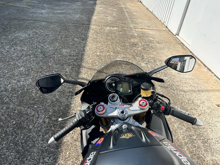 2016 Aprilia RSV4 RR Black