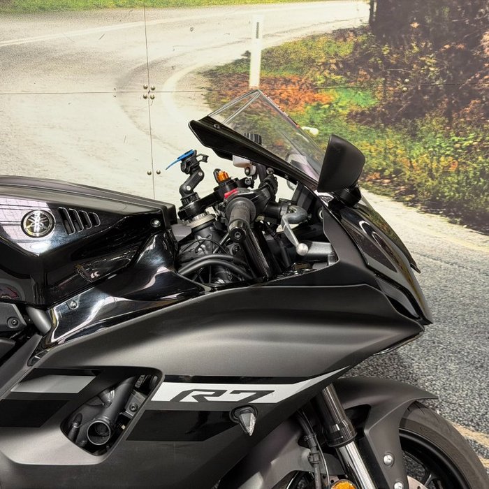 2023 Yamaha YZF-R7LA Black