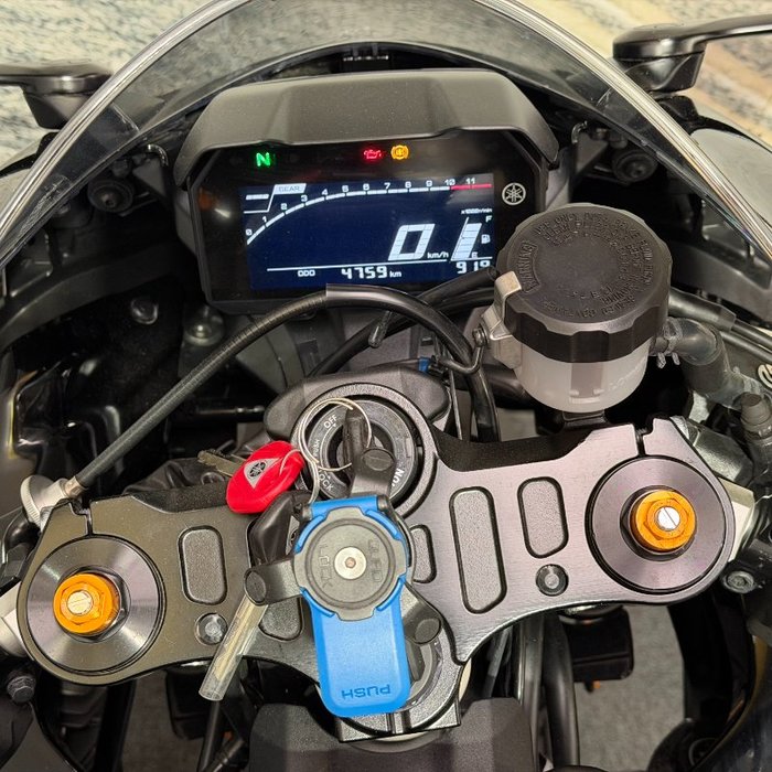 2023 Yamaha YZF-R7LA Black