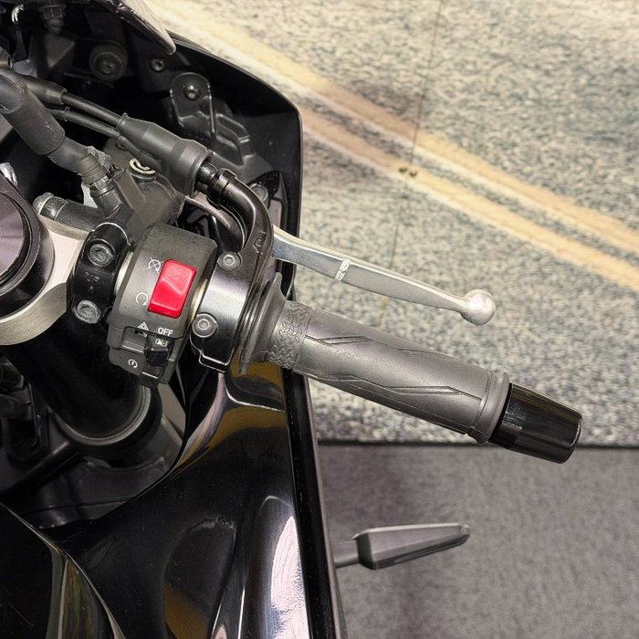 2023 Yamaha YZF-R7LA Black