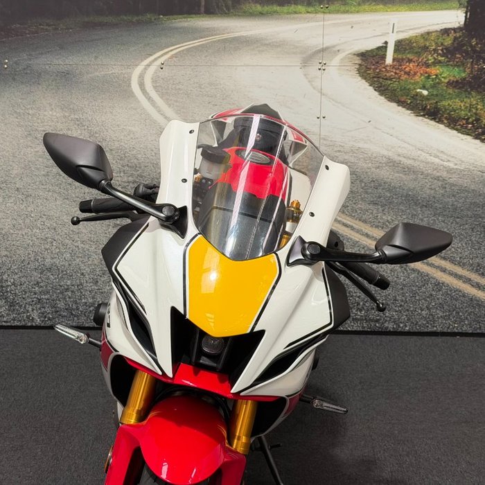 2021 Yamaha YZF-R7LA Blue / White