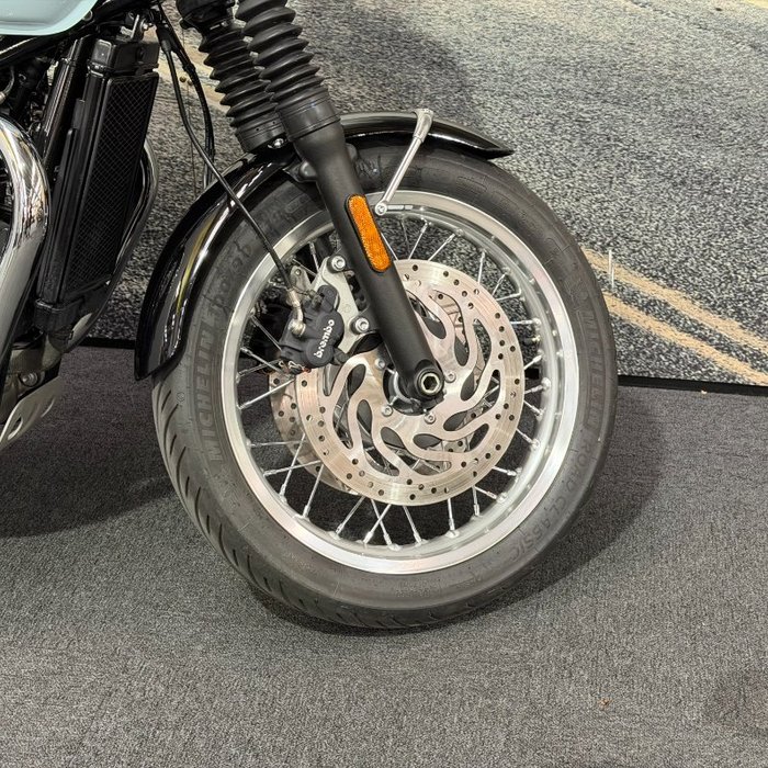 2023 Triumph BONNEVILLE T120 BLACK DGR Blue