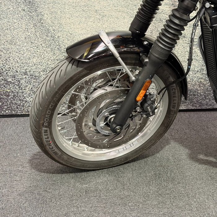 2023 Triumph BONNEVILLE T120 BLACK DGR Blue