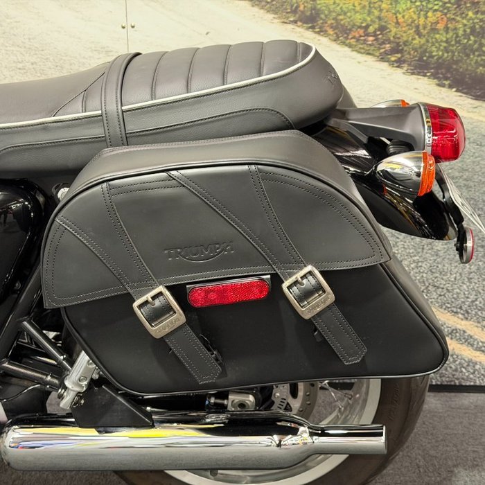2023 Triumph BONNEVILLE T120 BLACK DGR Blue