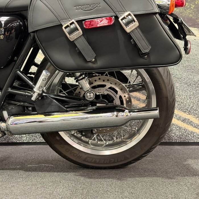 2023 Triumph BONNEVILLE T120 BLACK DGR Blue