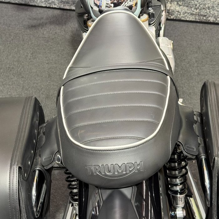 2023 Triumph BONNEVILLE T120 BLACK DGR Blue