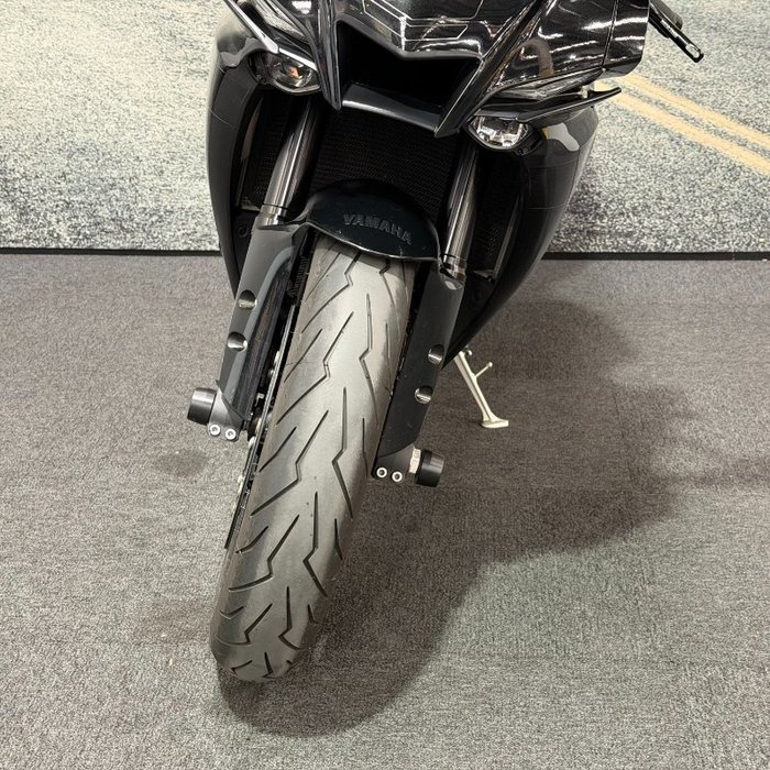 2020 Yamaha YZF-R1 Black