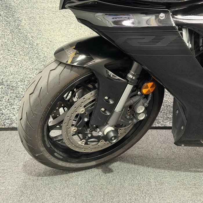 2020 Yamaha YZF-R1 Black