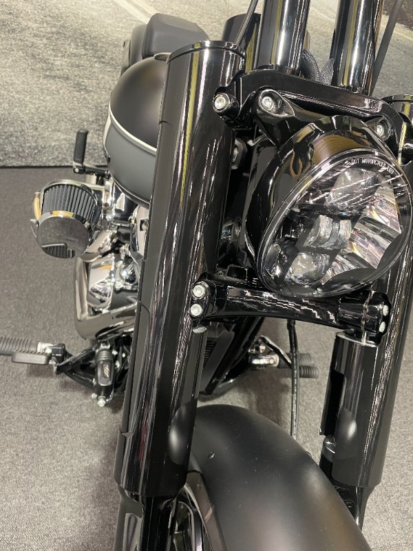 2023 HARLEY-DAVIDSON FXBR BREAKOUT (117) Black