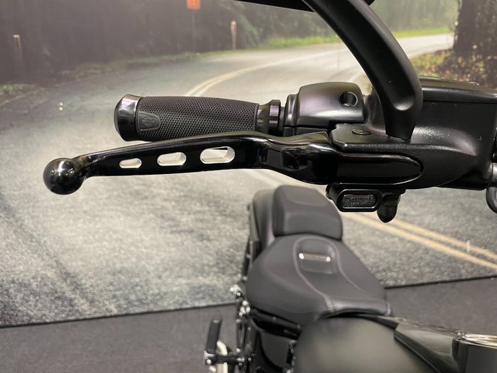 2023 HARLEY-DAVIDSON FXBR BREAKOUT (117) Black