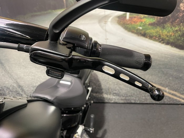 2023 HARLEY-DAVIDSON FXBR BREAKOUT (117) Black