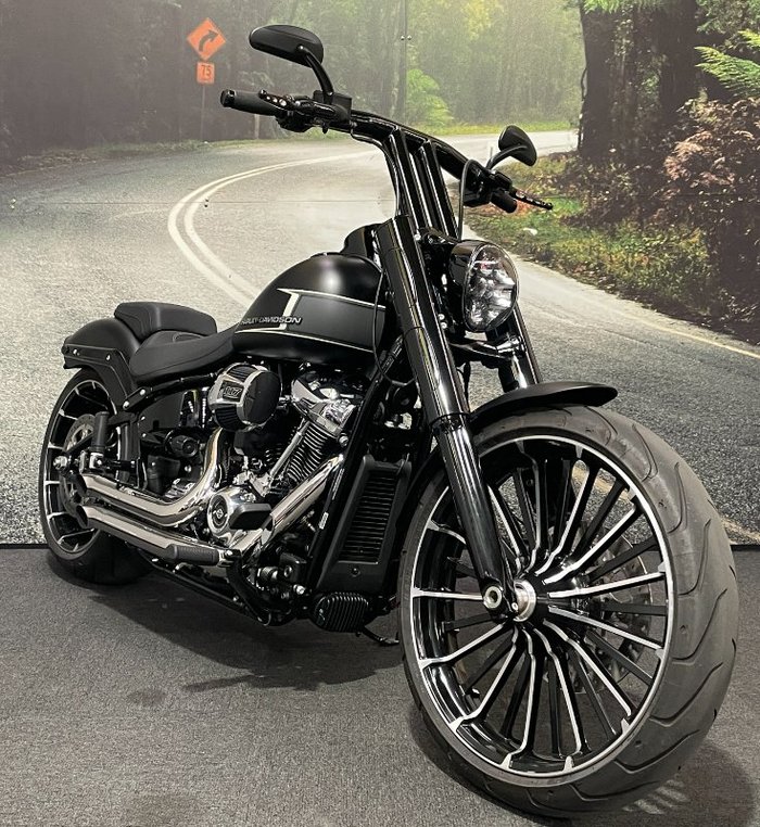 2023 HARLEY-DAVIDSON FXBR BREAKOUT (117) Black