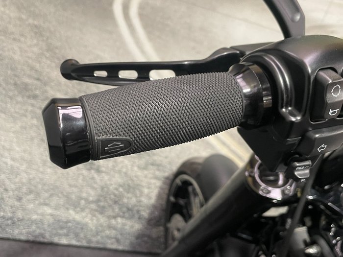 2023 HARLEY-DAVIDSON FXBR BREAKOUT (117) Black