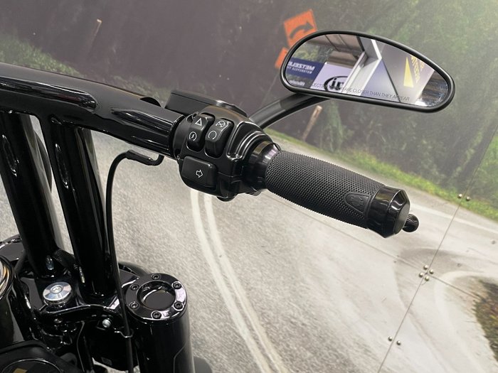 2023 HARLEY-DAVIDSON FXBR BREAKOUT (117) Black