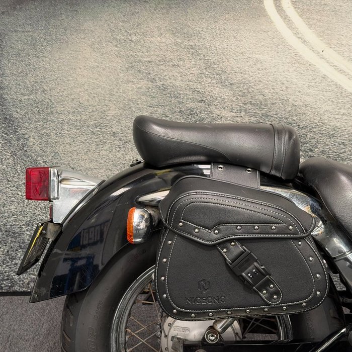 2009 Suzuki VL250 (LC250 INTRUDER) Black