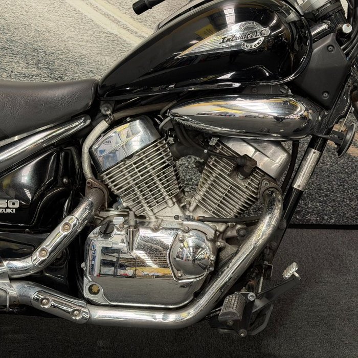 2009 Suzuki VL250 (LC250 INTRUDER) Black