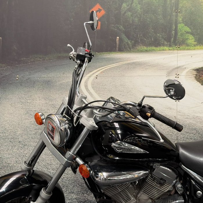 2009 Suzuki VL250 (LC250 INTRUDER) Black