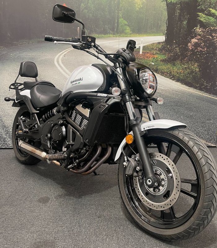 2017 Kawasaki VULCAN S White