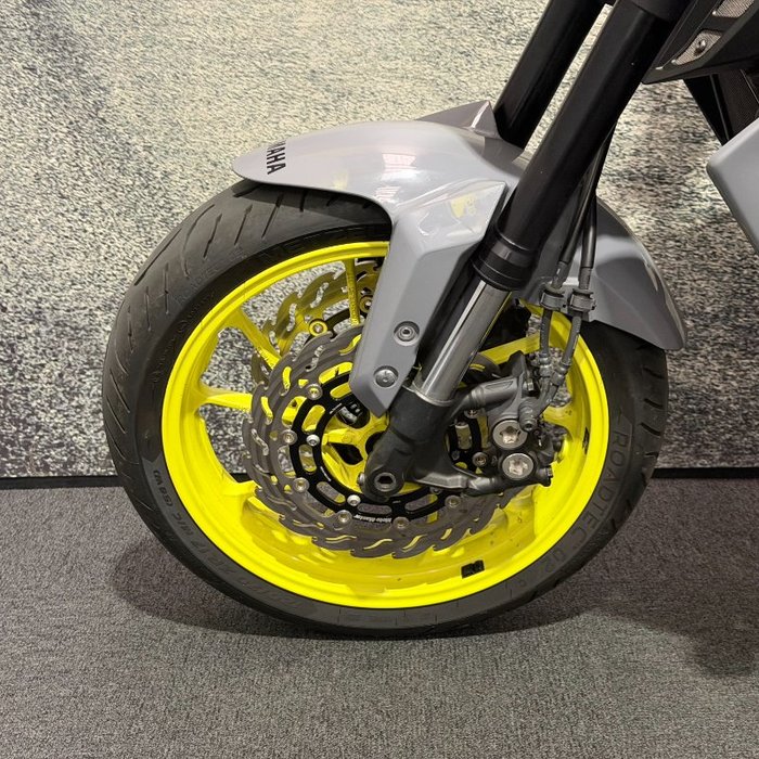 2017 Yamaha MT-09 Grey