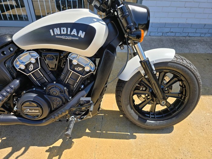 2021 INDIAN SCOUT BOBBER White