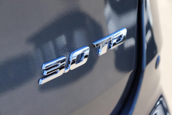 2025 Isuzu MU-X LS-T