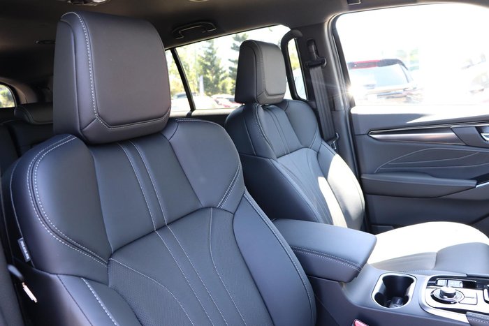 2025 Isuzu MU-X LS-T