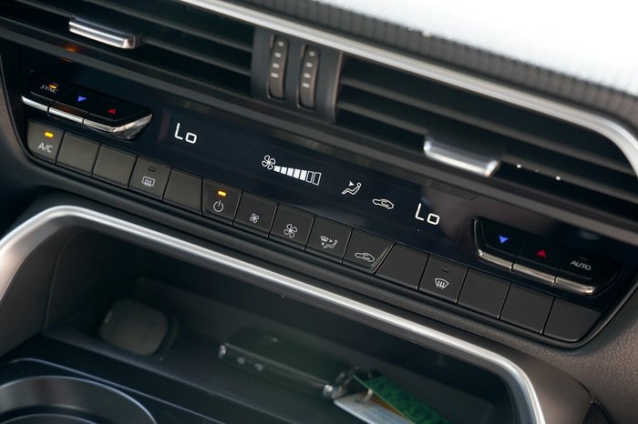 2025 Mazda CX-60 D50e Pure