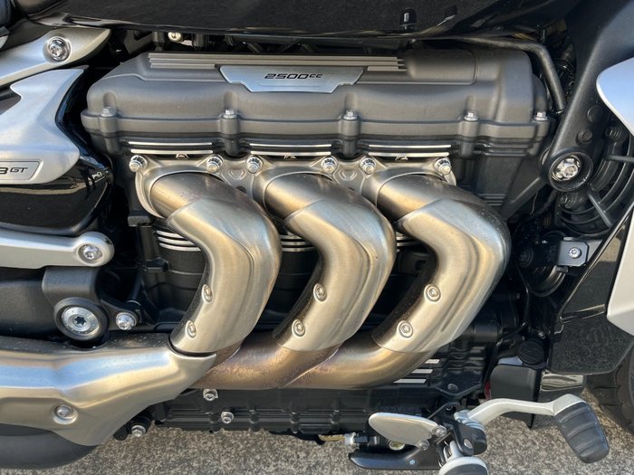 2021 Triumph ROCKET 3 GT BLACK