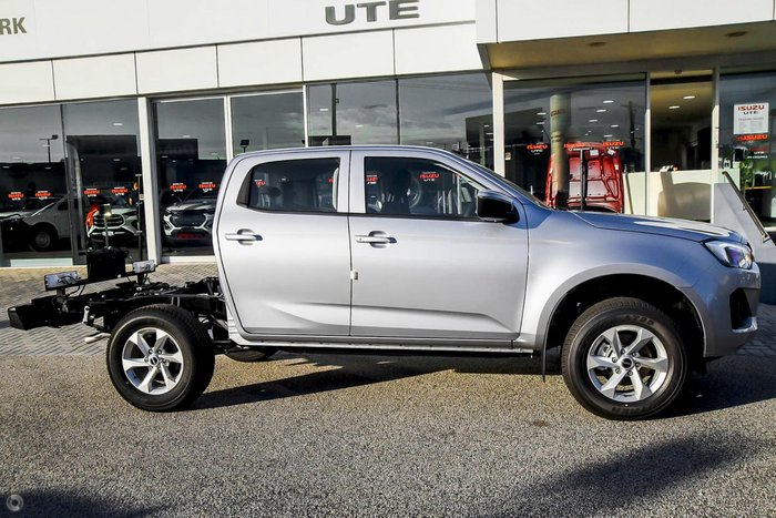 2025 Isuzu D-MAX LS-M