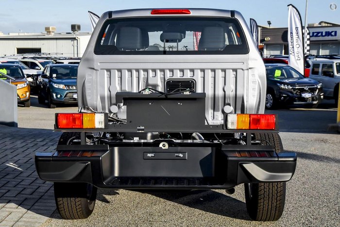 2025 Isuzu D-MAX LS-M