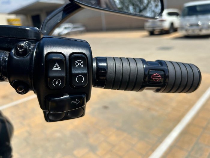 2022 Harley-Davidson Road King Special 114 (FLHRXS) Touring Maroon