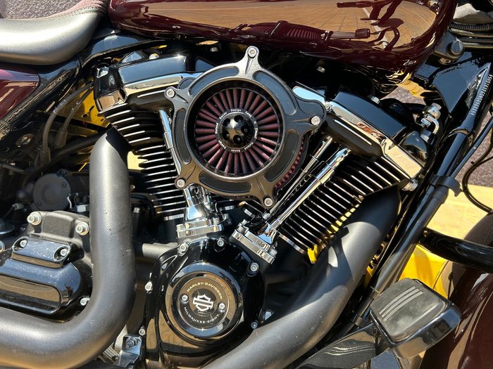 2022 Harley-Davidson Road King Special 114 (FLHRXS) Touring Maroon